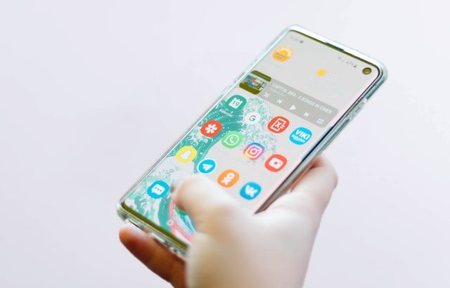 キャバ嬢やホステス用の営業LINEテンプレ&抑えておくべきコツ